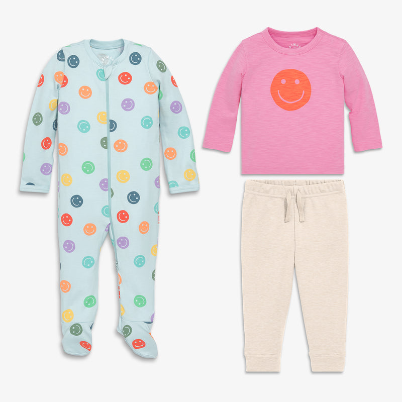 Baby gift set in happy faces