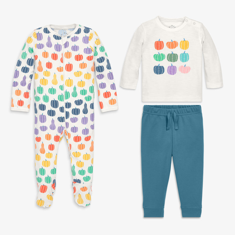 Baby gift set in rainbow pumpkins