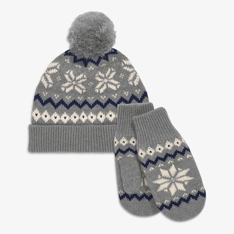 Kids knit beanie & mittens set in fair isle